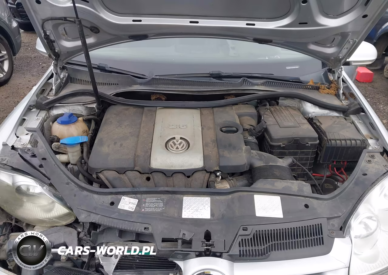 2007 Volkswagen Rabbit 2-Door VIN:WVWBR71KX7W213682 - 10