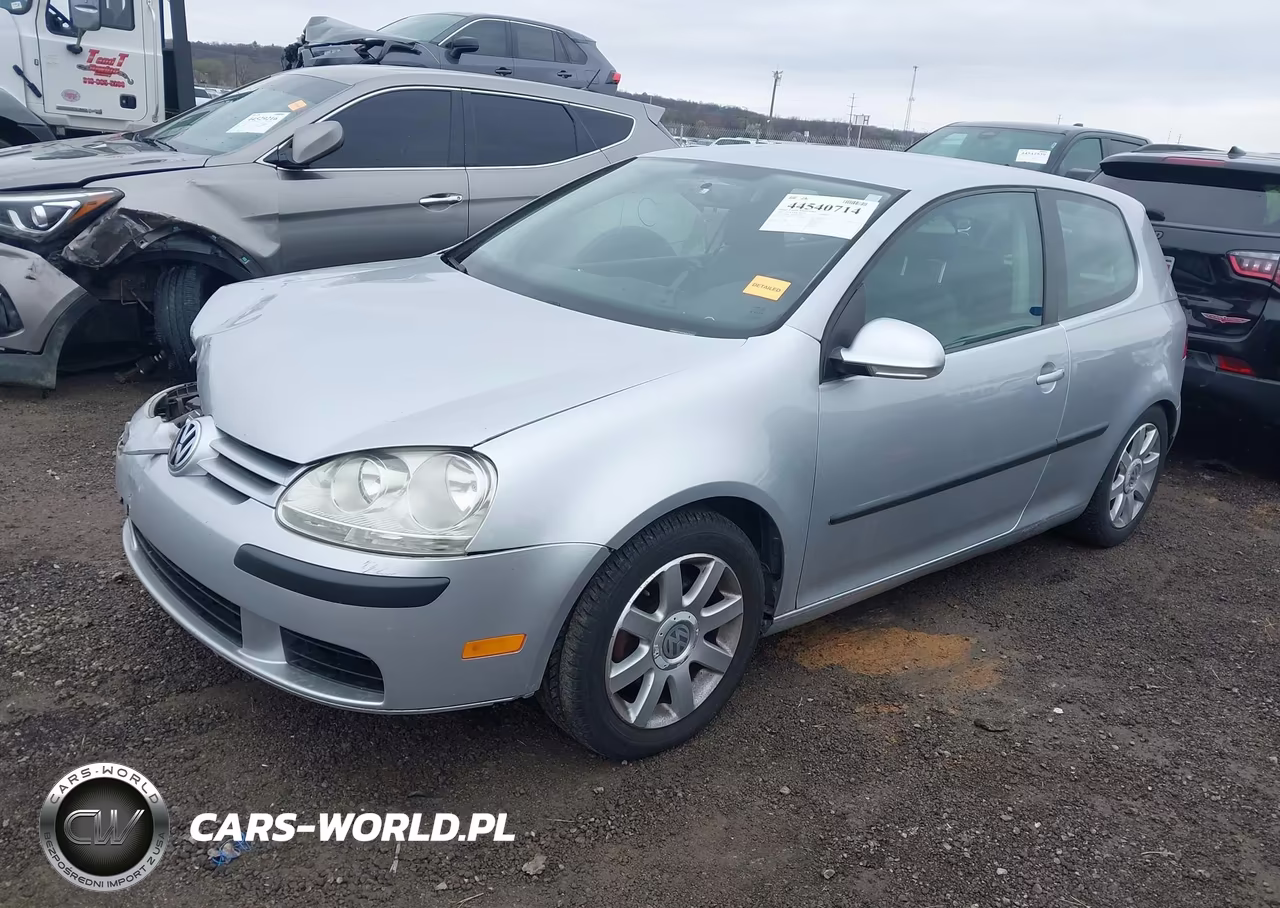 2007 Volkswagen Rabbit 2-Door VIN:WVWBR71KX7W213682 - 2