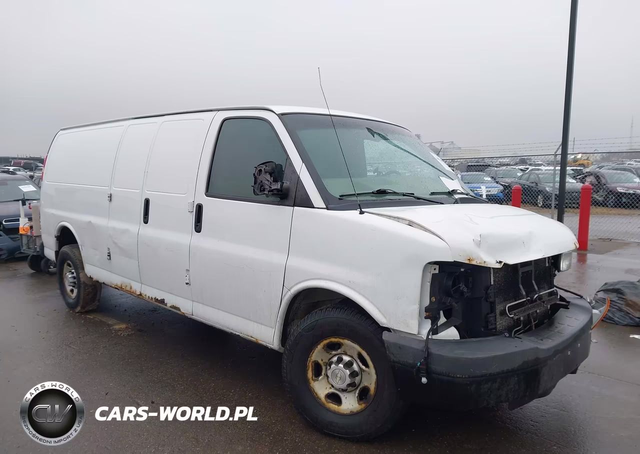 2013 Chevrolet Express 3500 Work Van