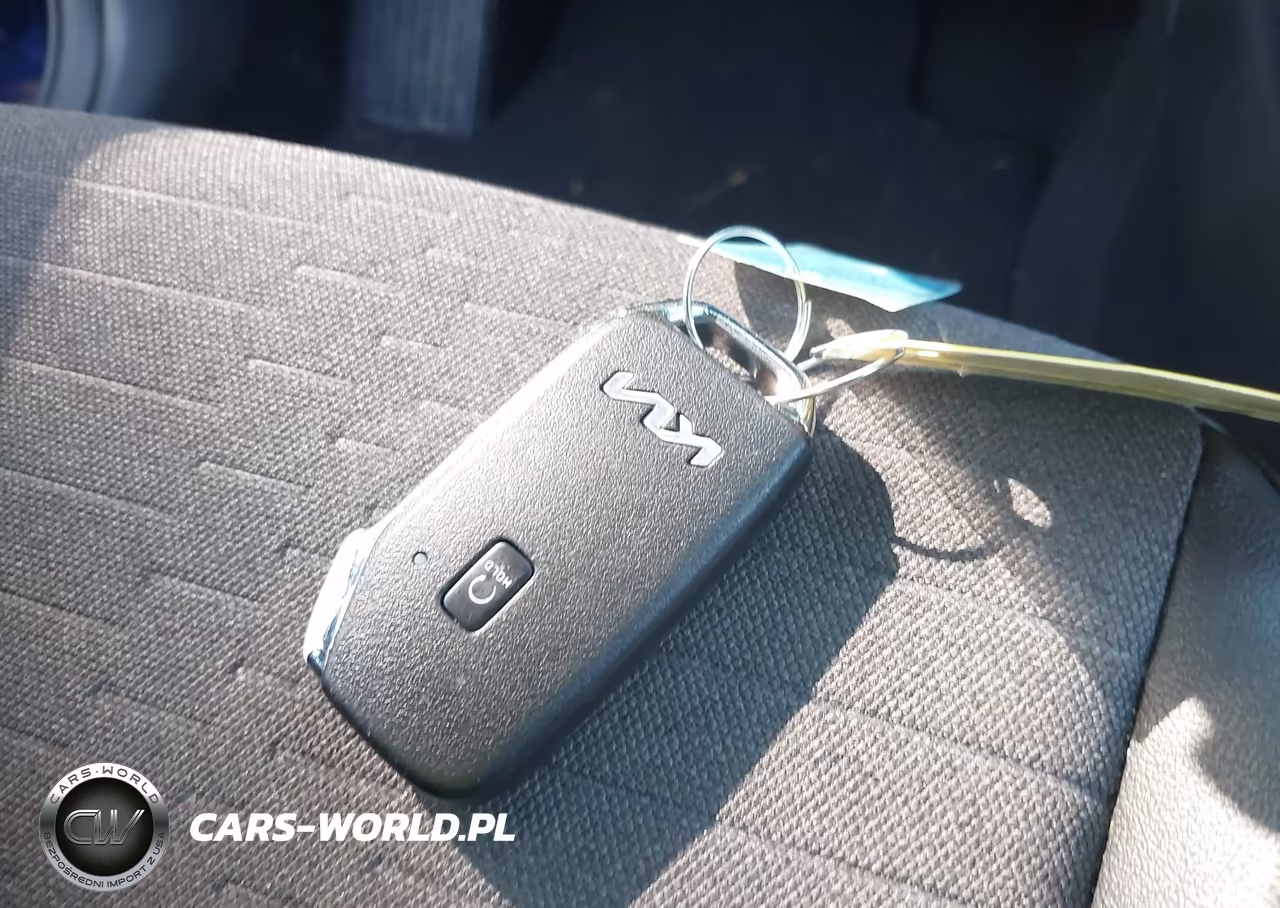 2023 Kia Seltos S VIN:KNDEU2AA9P7393558 - 11