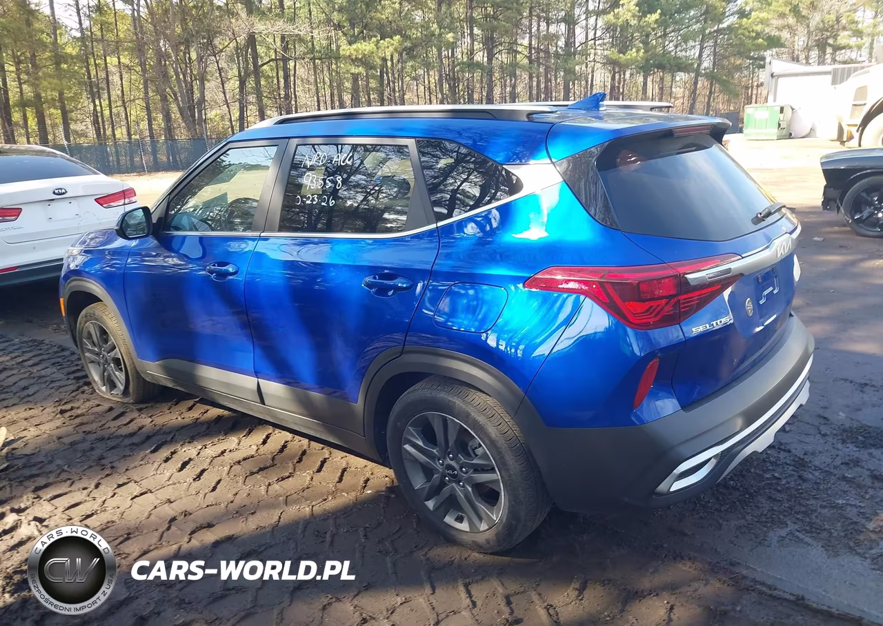 2023 Kia Seltos S VIN:KNDEU2AA9P7393558 - 3