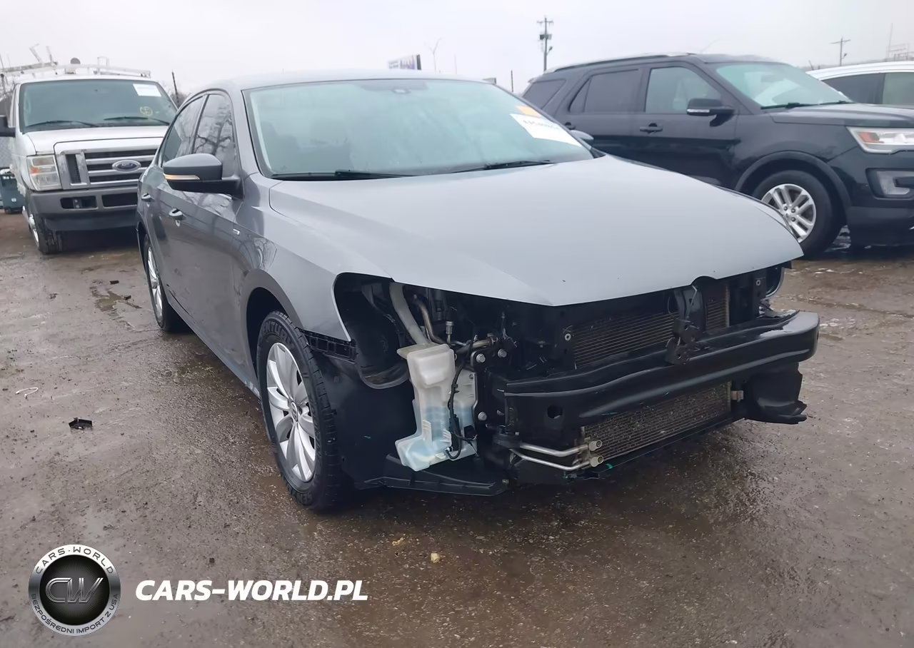 2015 Volkswagen Passat 1.8T Wolfsburg Edition