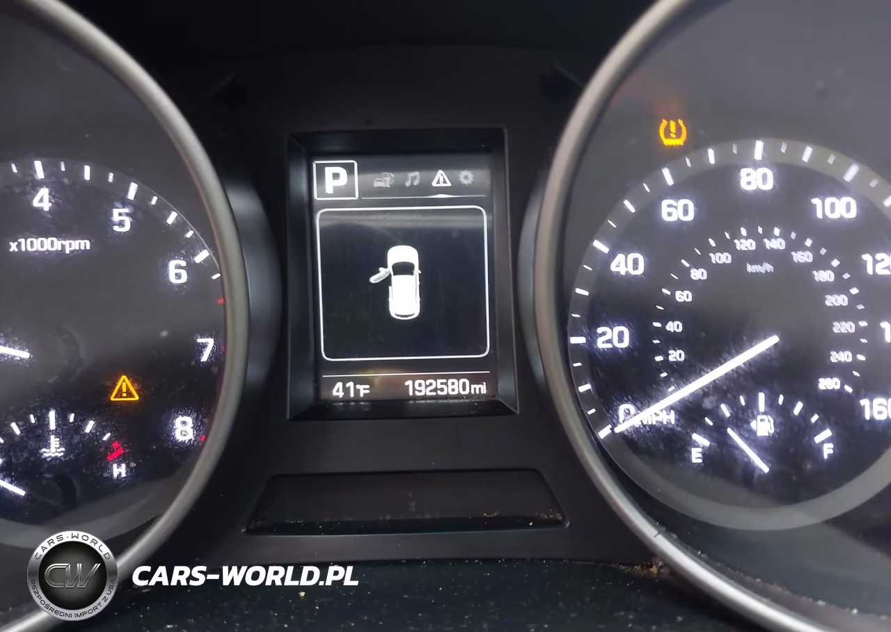 2017 Hyundai Santa Fe Se VIN:KM8SMDHF6HU232258 - 7