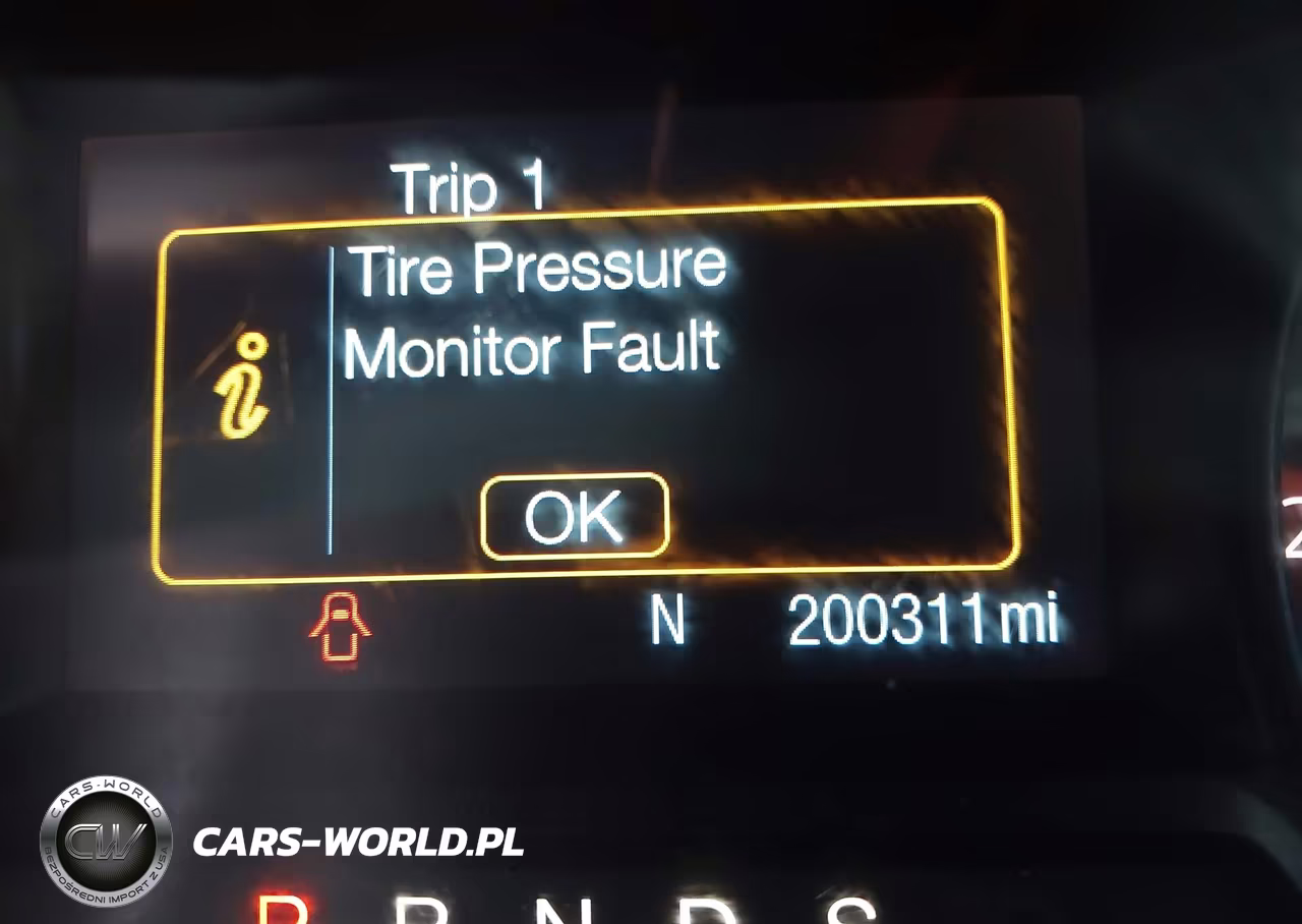 2016 Ford Explorer Xlt VIN:1FM5K7D88GGC40323 - 15