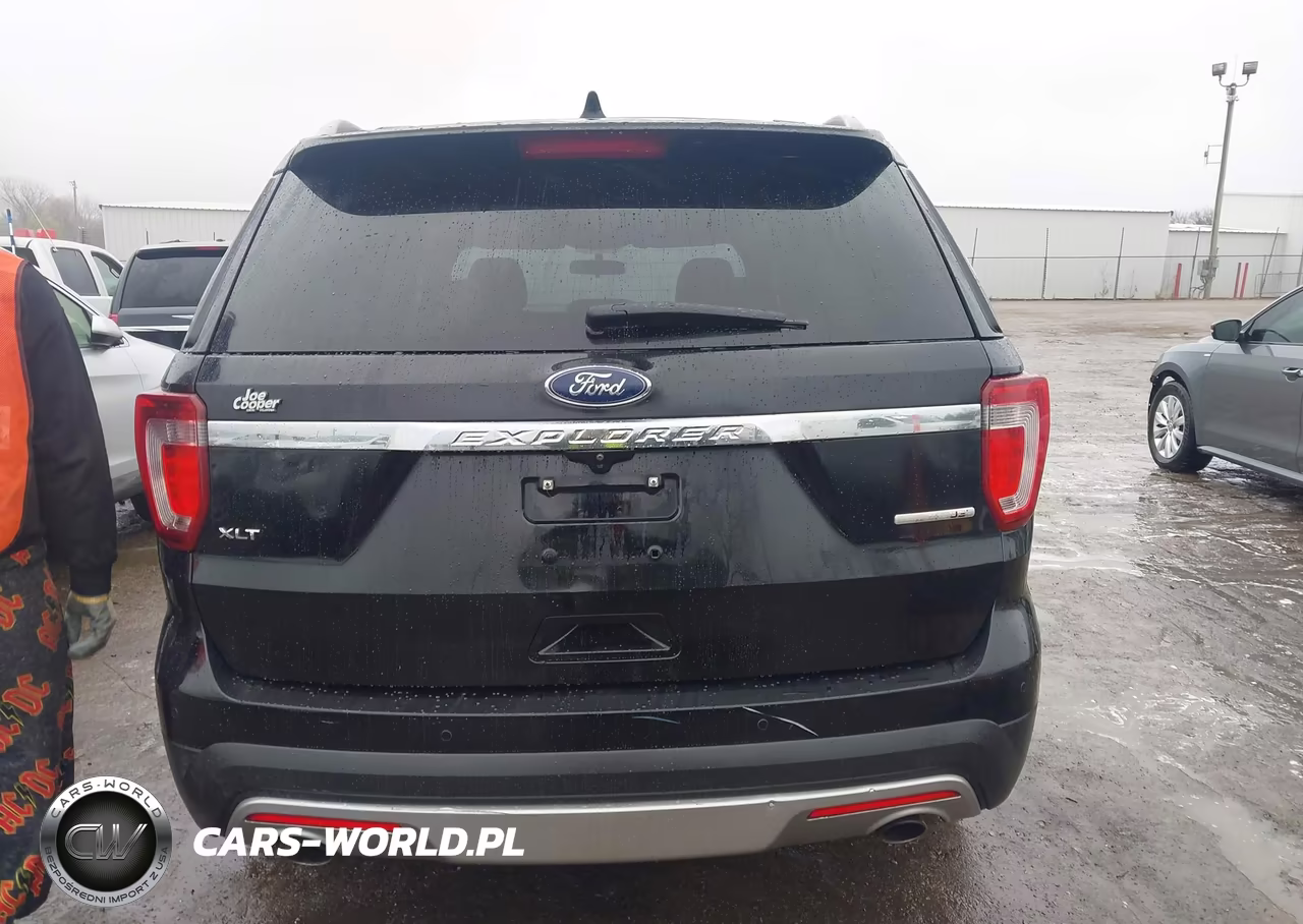 2016 Ford Explorer Xlt VIN:1FM5K7D88GGC40323 - 16