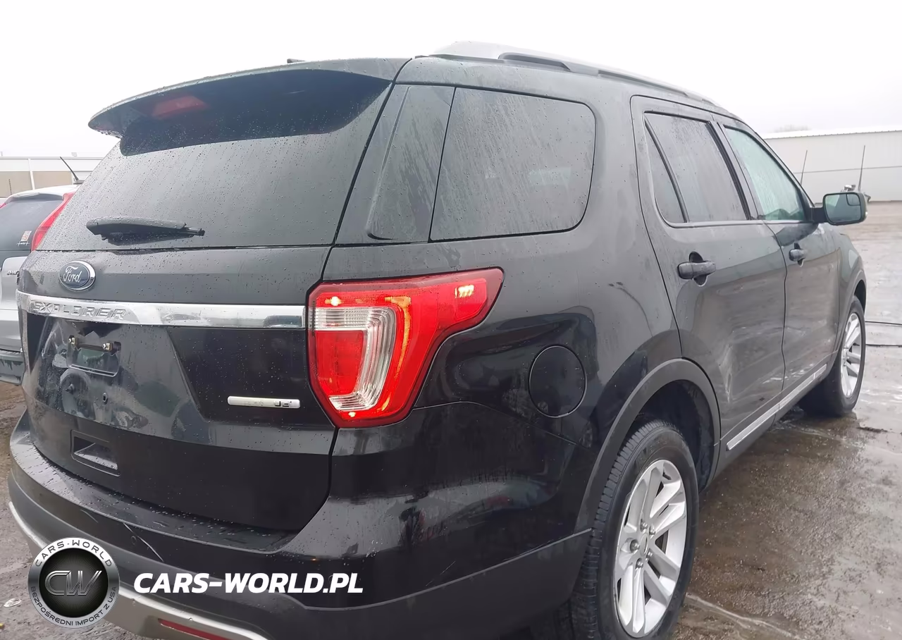 2016 Ford Explorer Xlt VIN:1FM5K7D88GGC40323 - 4