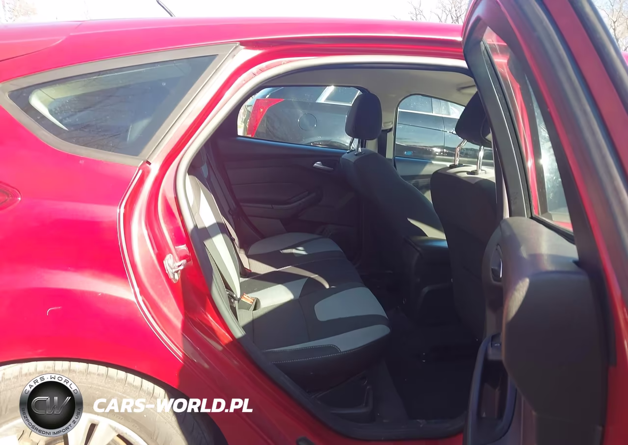 2012 Ford Focus Se VIN:1FAHP3K27CL318995 - 8