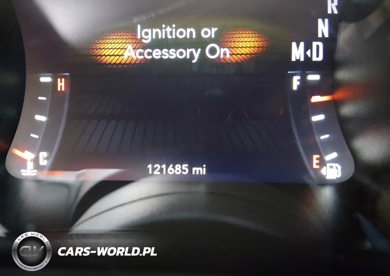 2016 Dodge Challenger R-T Plus VIN:2C3CDZBTXGH125529 - 16