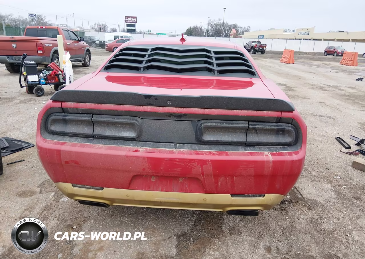 2016 Dodge Challenger R-T Plus VIN:2C3CDZBTXGH125529 - 17