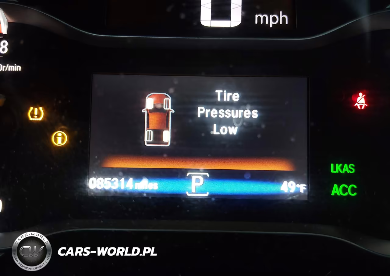 2017 Honda Ridgeline Rtl-E VIN:5FPYK3F78HB015885 - 16