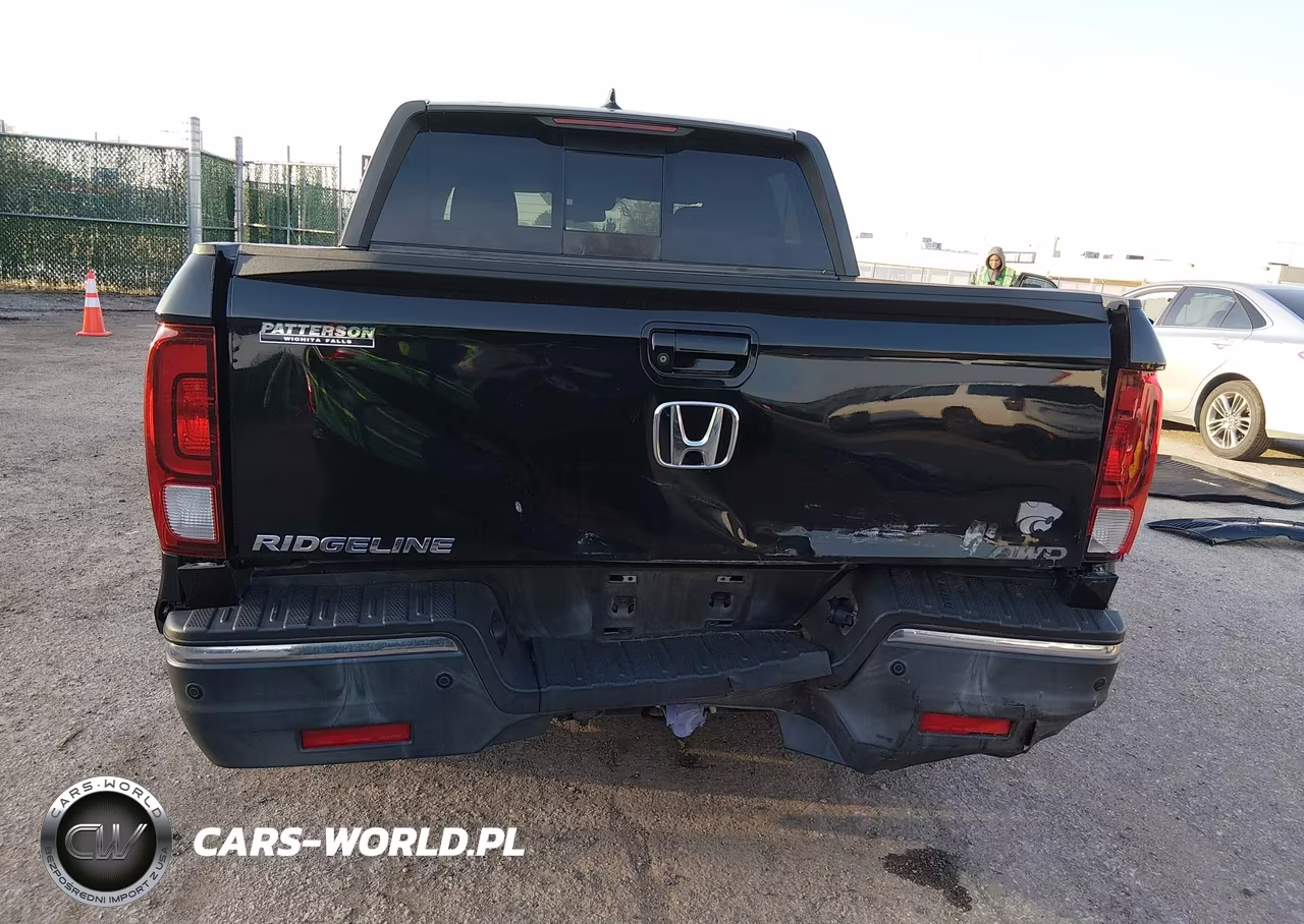 2017 Honda Ridgeline Rtl-E VIN:5FPYK3F78HB015885 - 17