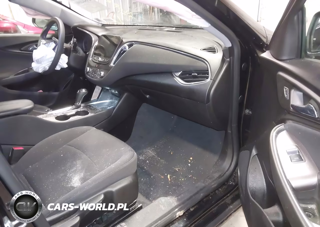 2019 Chevrolet Malibu Lt VIN:1G1ZD5ST4KF127990 - 5