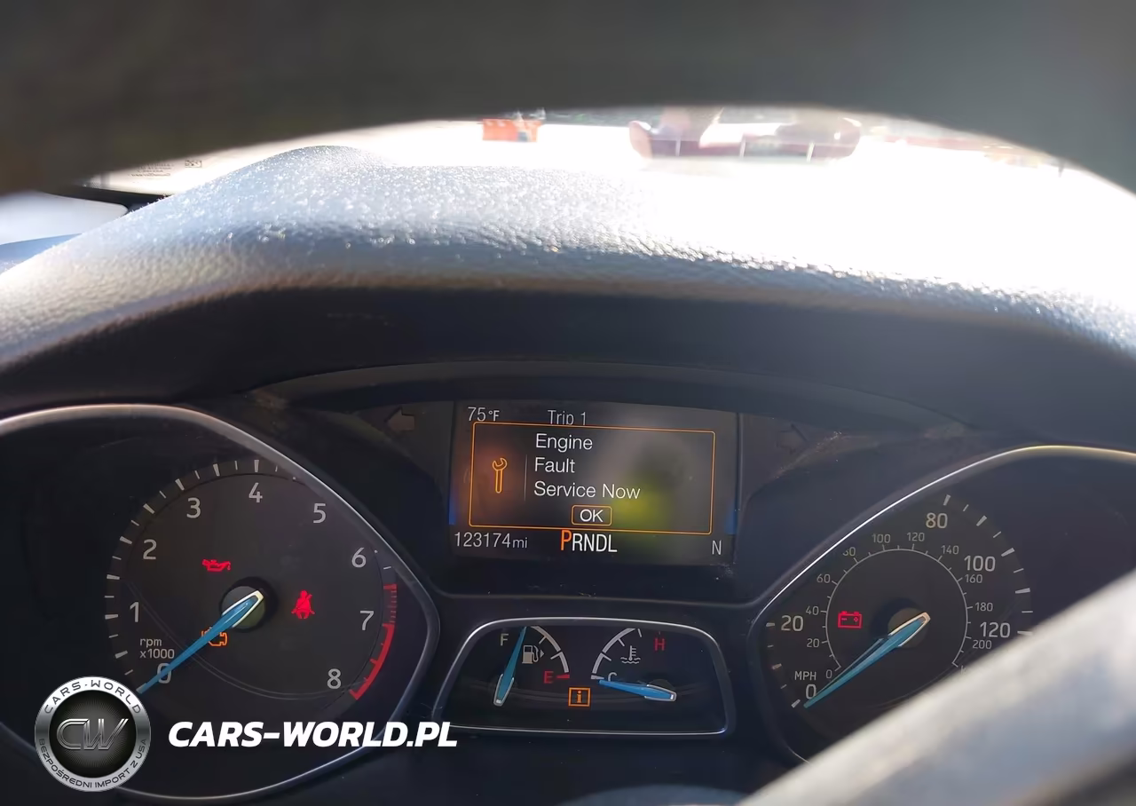 2017 Ford Focus Se VIN:1FADP3K23HL258817 - 7