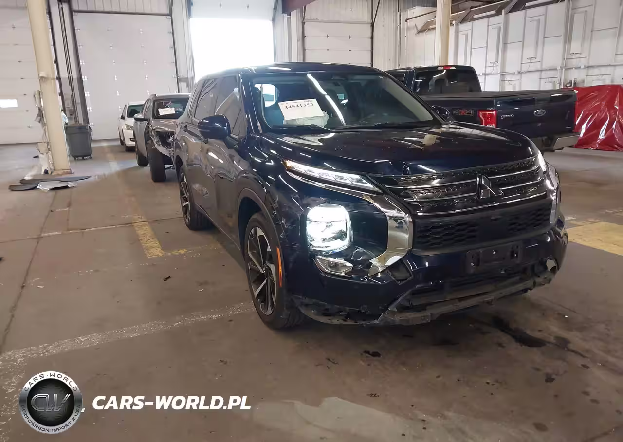 2024 Mitsubishi Outlander Se 2.5 S-Awc-Se Black Edition S-Awc-Se Black Edition W-Pano Roof S-Awc-Se Ralliart S-Awc