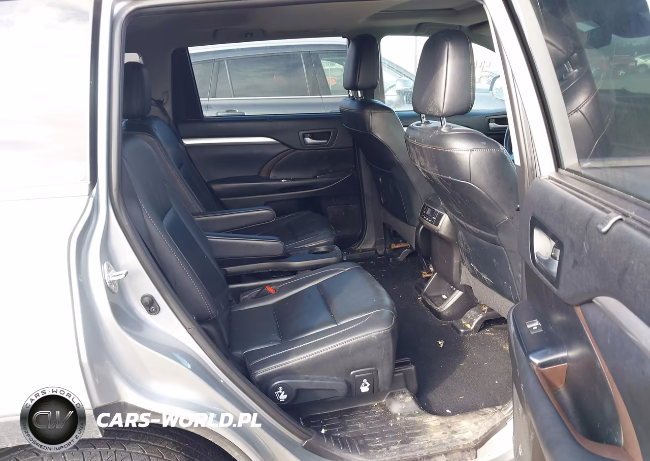 2019 Toyota Highlander Xle VIN:5TDJZRFH5KS930987 - 8