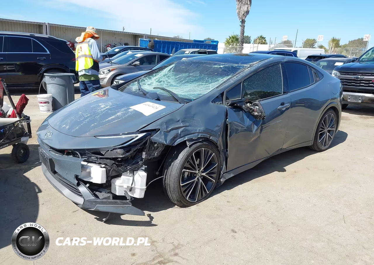 2024 Toyota Prius Xle VIN:JTDACAAU6R3020283 - 2