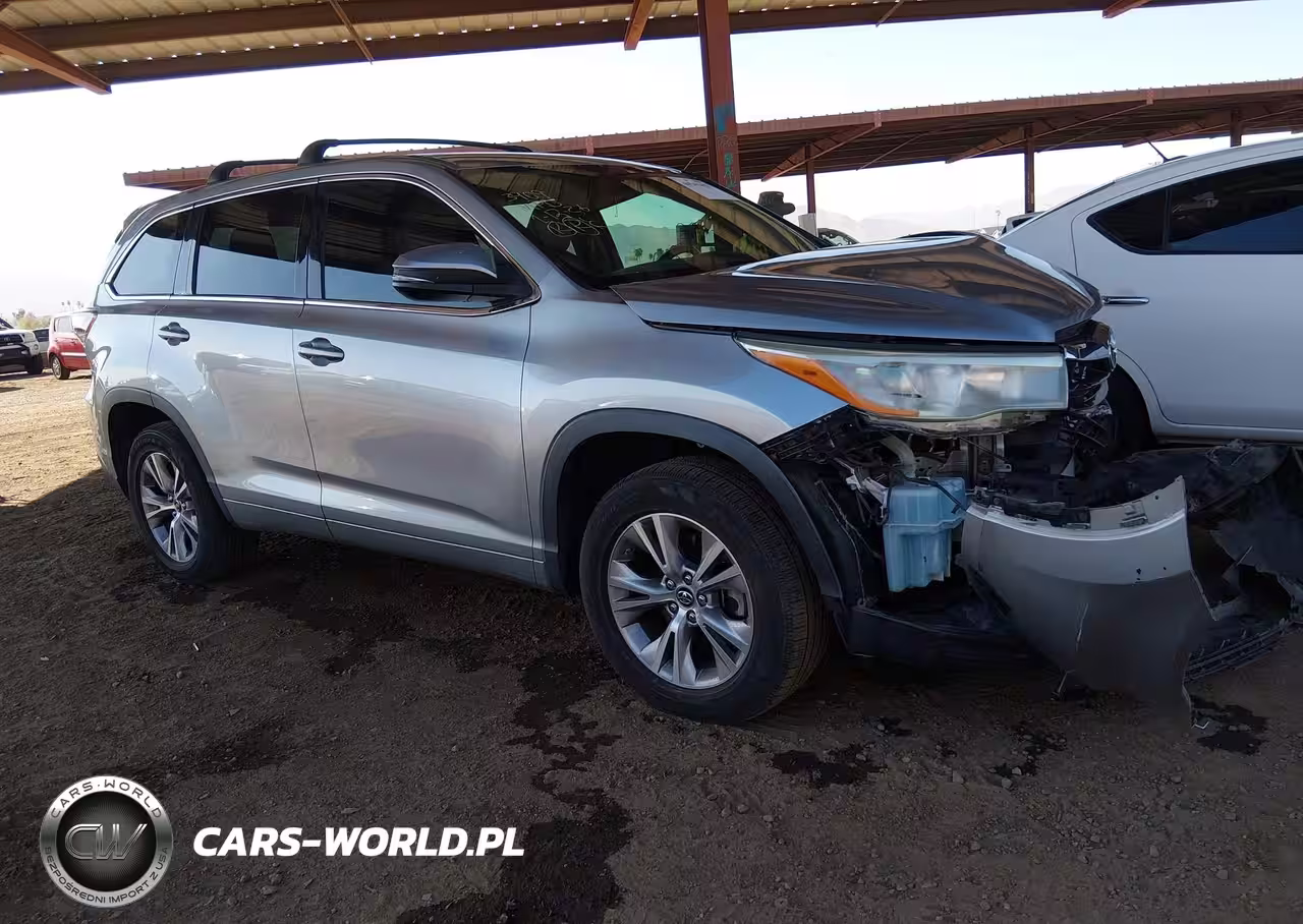 2016 Toyota Highlander Le Plus V6