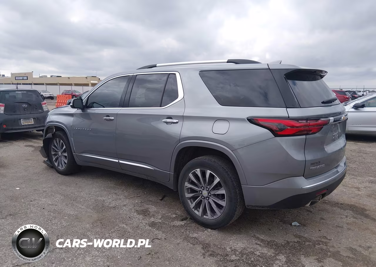 2023 Chevrolet Traverse Fwd Premier VIN:1GNERKKW7PJ127266 - 3