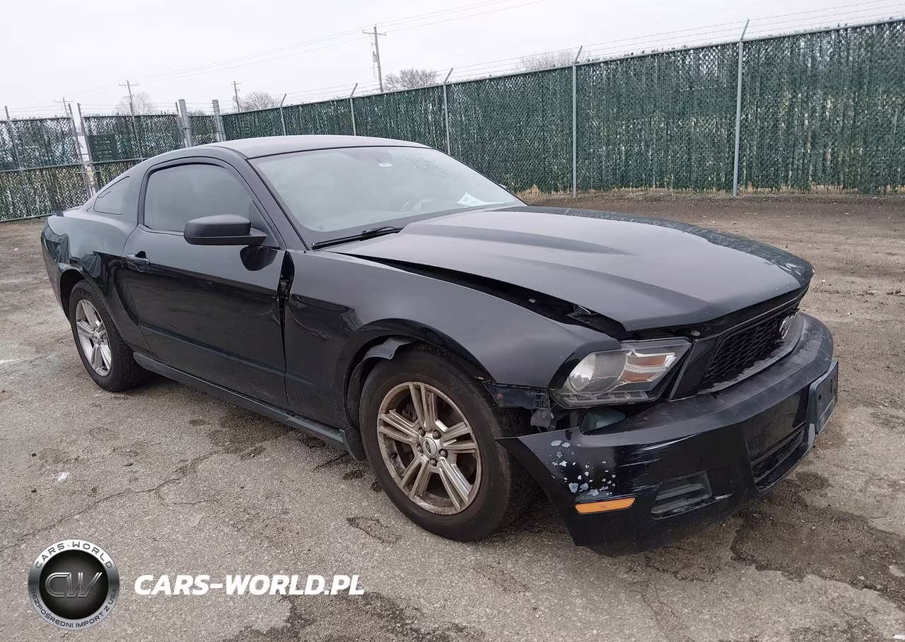 2011 Ford Mustang V6