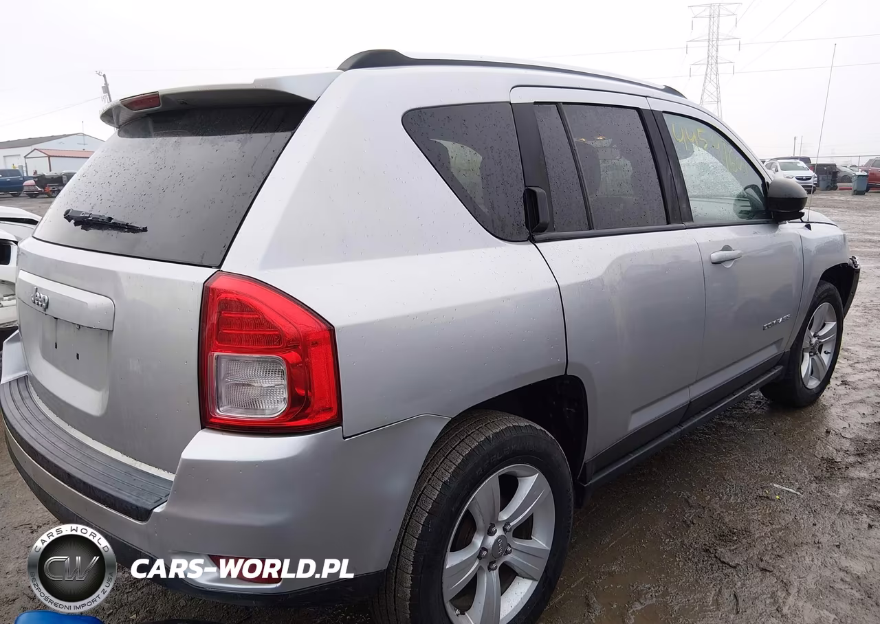 2011 Jeep Compass VIN:1J4NT1FA9BD138564 - 4