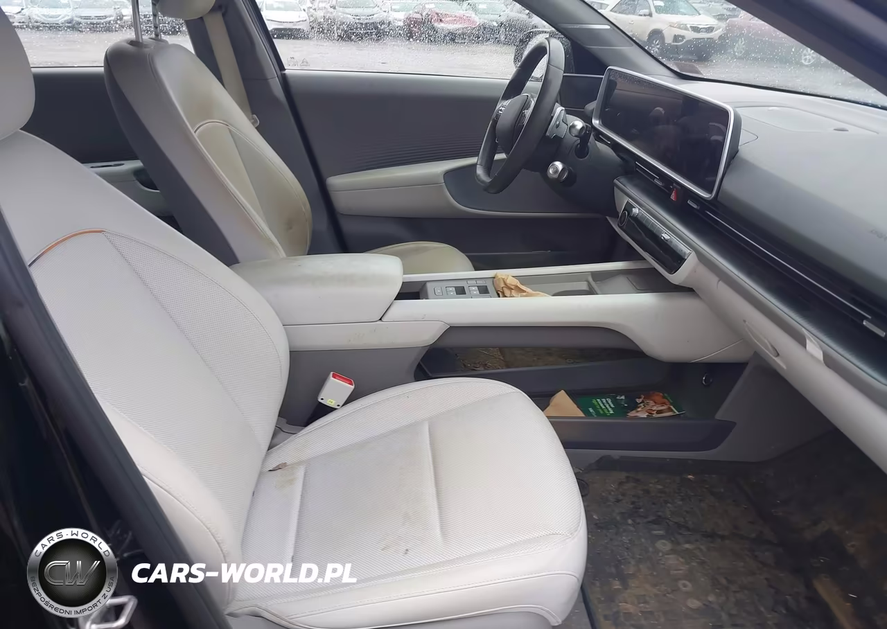 2023 Hyundai Ioniq 6 Limited VIN:KMHM54AC2PA026926 - 5