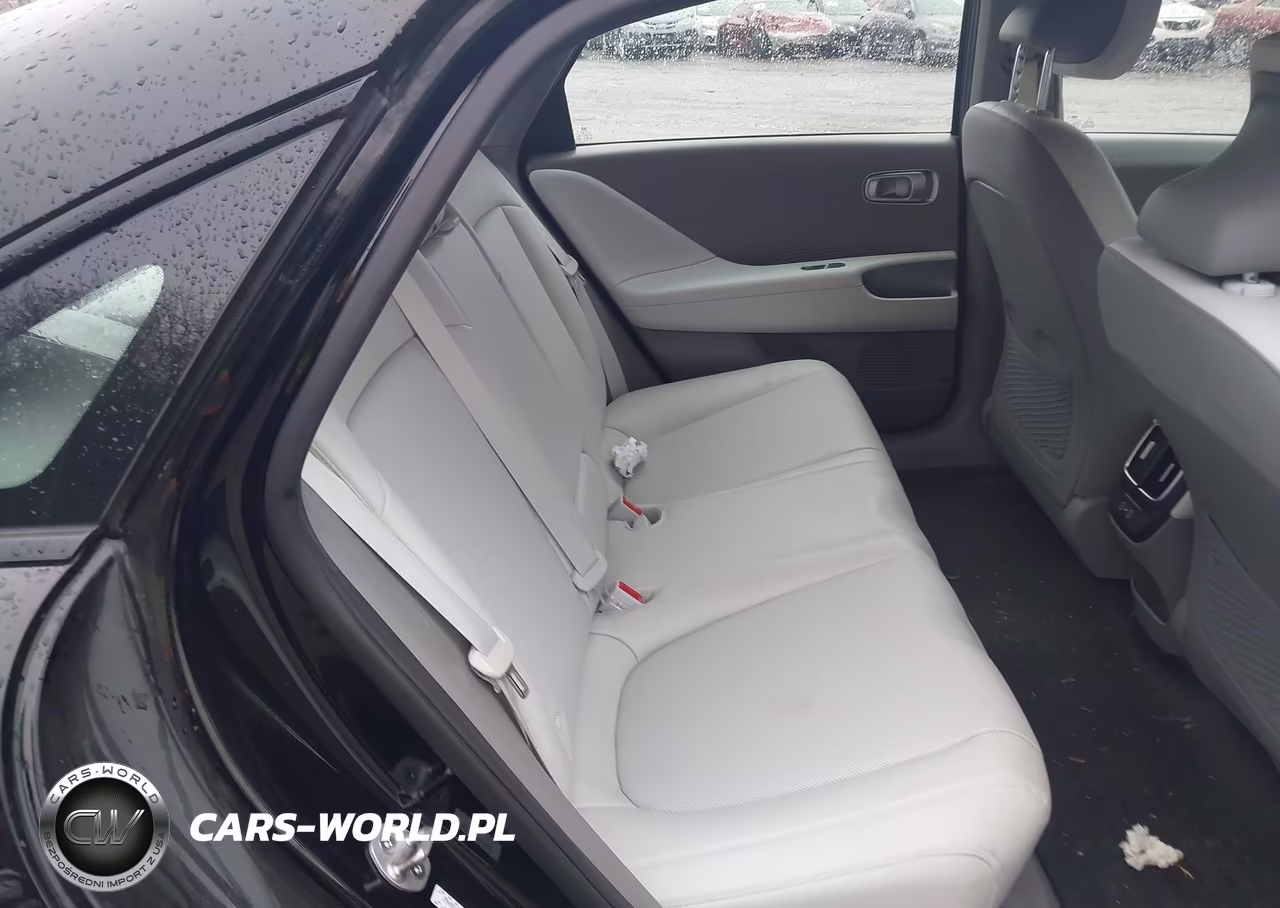 2023 Hyundai Ioniq 6 Limited VIN:KMHM54AC2PA026926 - 8