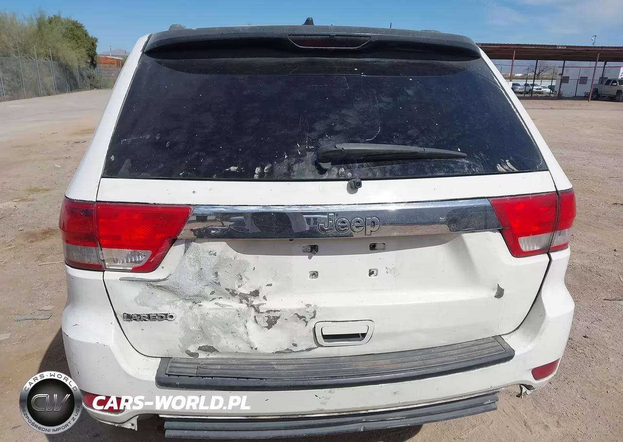 2011 Jeep Grand Cherokee Laredo VIN:1J4RS4GG8BC709962 - 12
