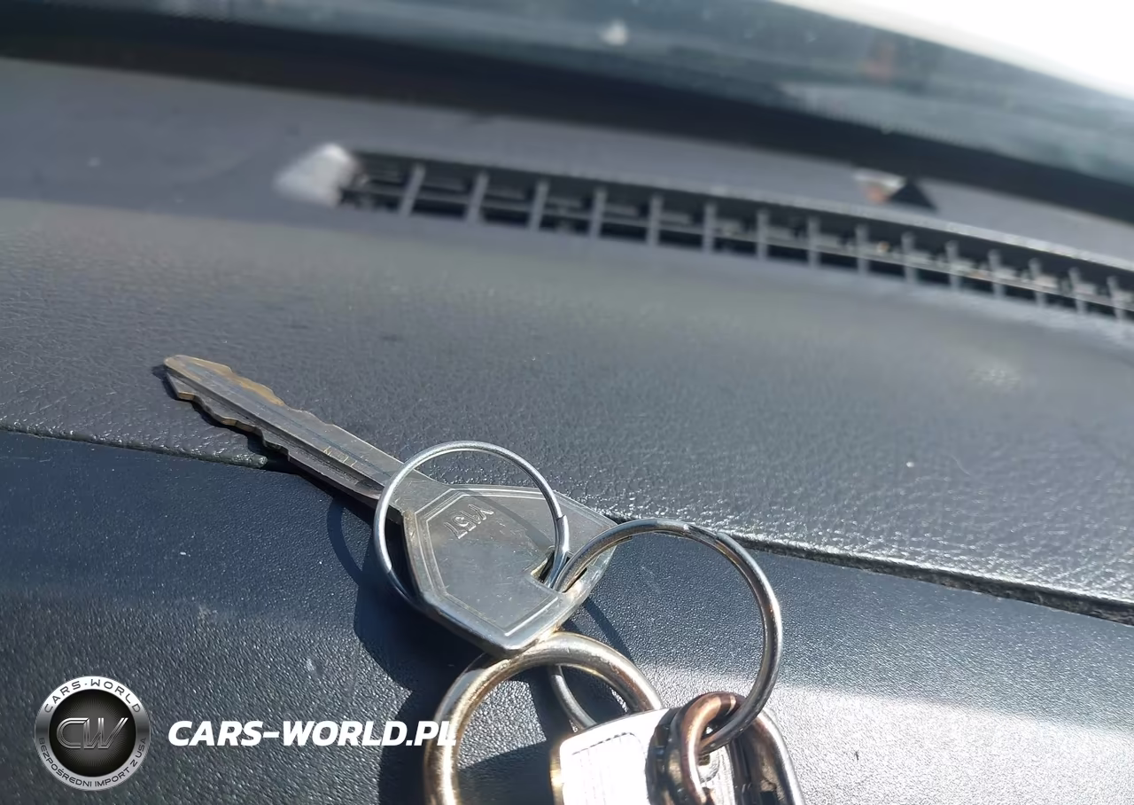 2019 International Lt VIN:3HSDZAPR7KN318085 - 10