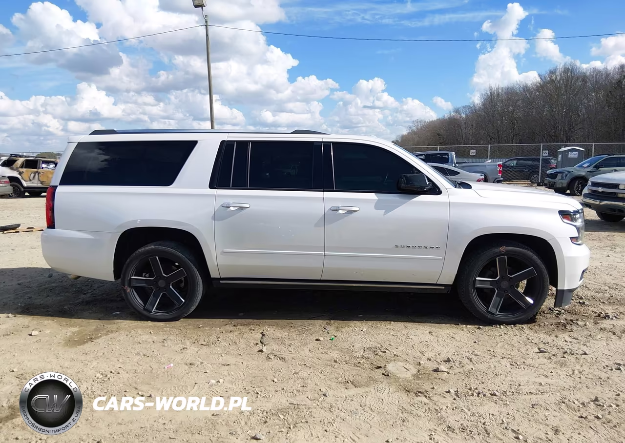 2017 Chevrolet Suburban Premier VIN:1GNSKJKC6HR235386 - 13