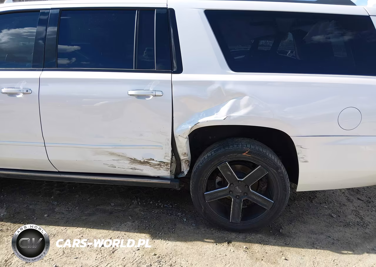 2017 Chevrolet Suburban Premier VIN:1GNSKJKC6HR235386 - 6