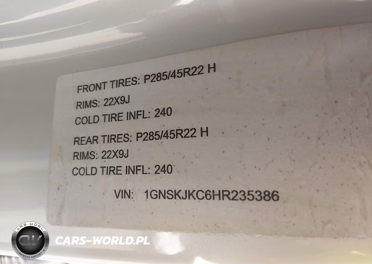 2017 Chevrolet Suburban Premier VIN:1GNSKJKC6HR235386 - 9