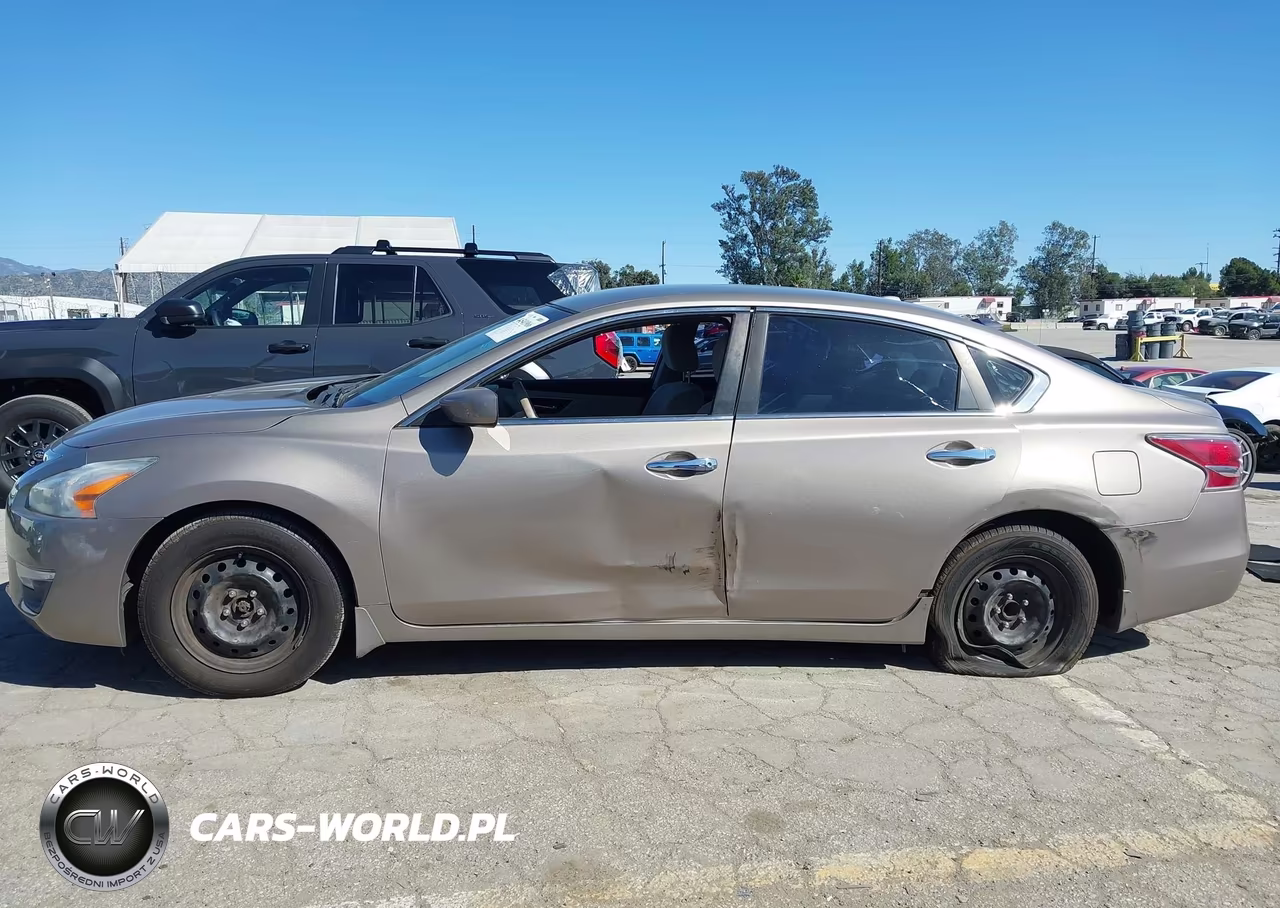 2015 Nissan Altima 2.5 S VIN:1N4AL3AP2FC100381 - 14