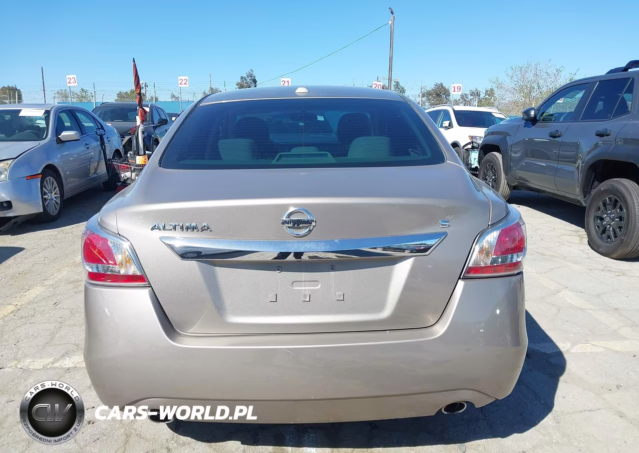 2015 Nissan Altima 2.5 S VIN:1N4AL3AP2FC100381 - 16