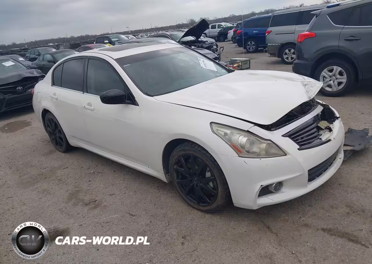 2012 Infiniti G37 Journey