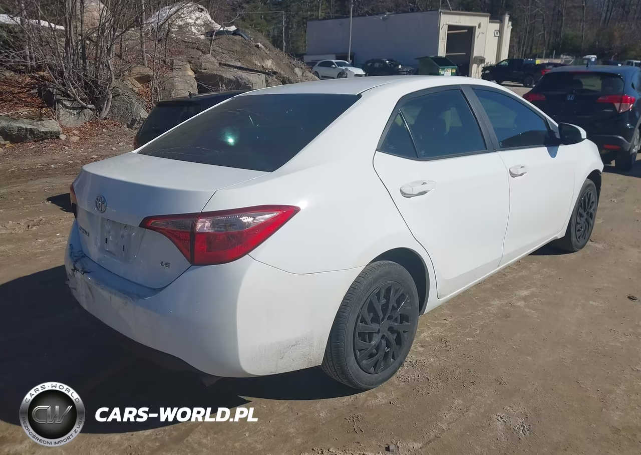 2017 Toyota Corolla Le VIN:2T1BURHE9HC898536 - 4