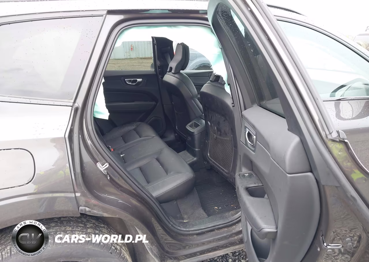 2025 Volvo Xc60 Plug-In Hybrid Core, T8 Awd Electric-Gasoline, Dark VIN:YV4H60RJ4S1008030 - 8