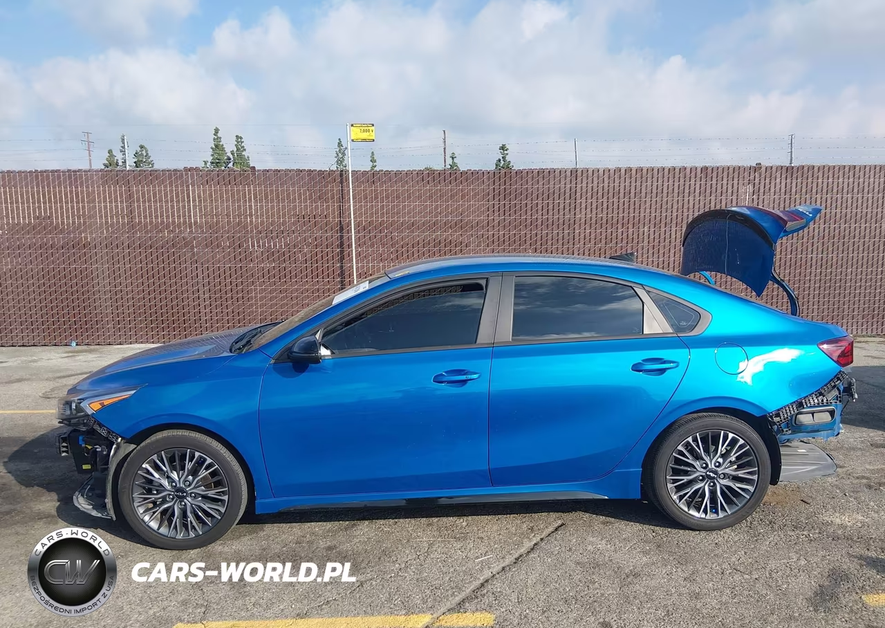 2023 Kia Forte Gt-Line VIN:3KPF54AD4PE621554 - 15