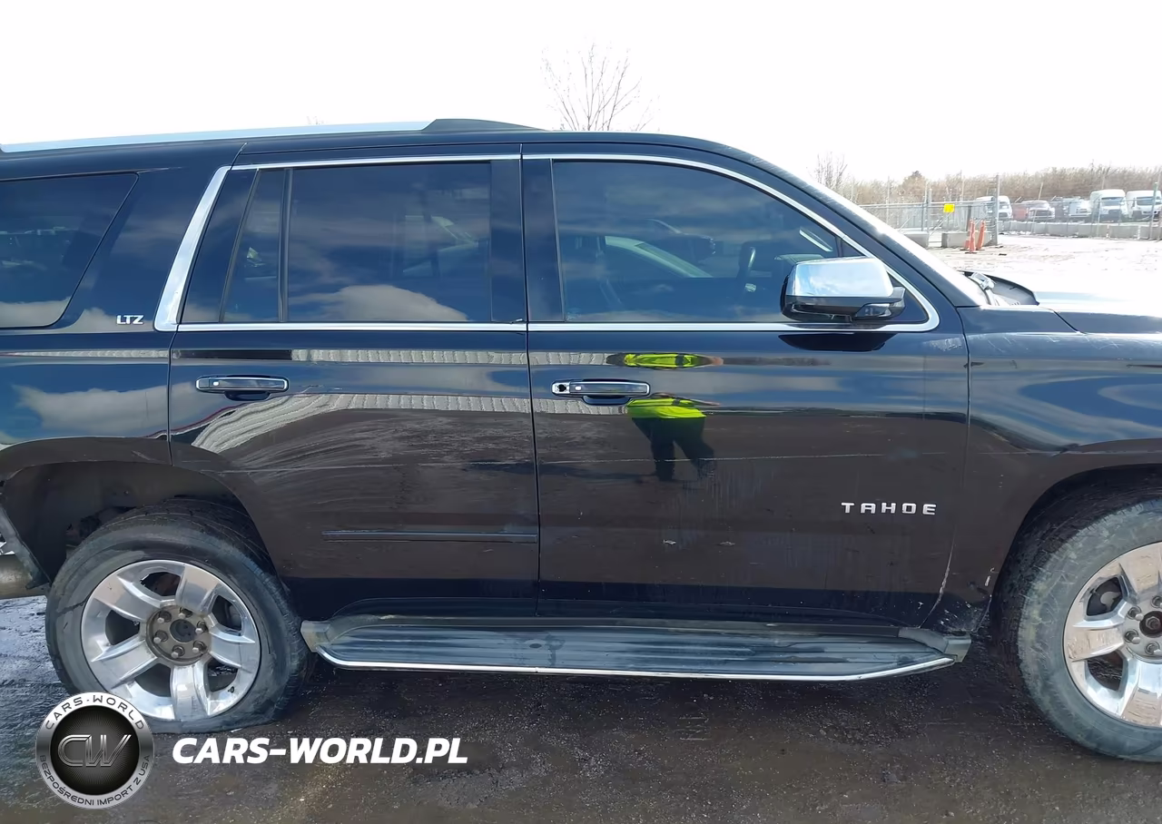 2015 Chevrolet Tahoe Ltz VIN:1GNSKCKC5FR227840 - 13