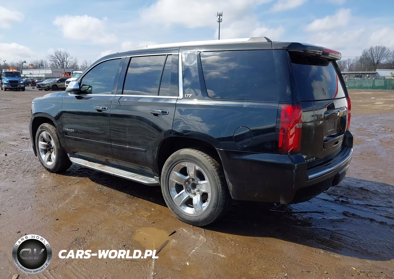 2015 Chevrolet Tahoe Ltz VIN:1GNSKCKC5FR227840 - 3