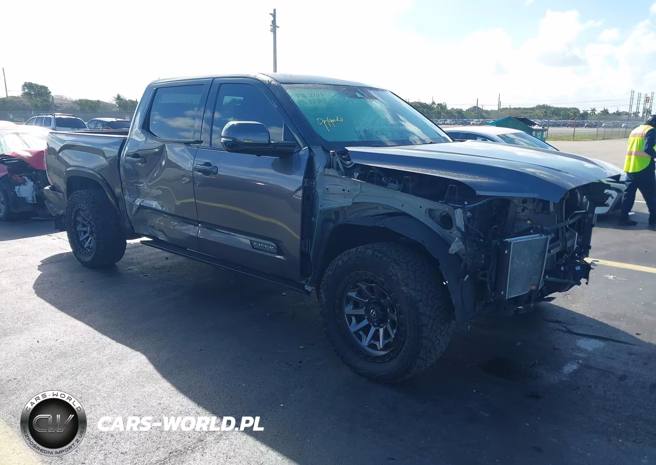 2023 Toyota Tundra Platinum – zdjęcie 1 z 17