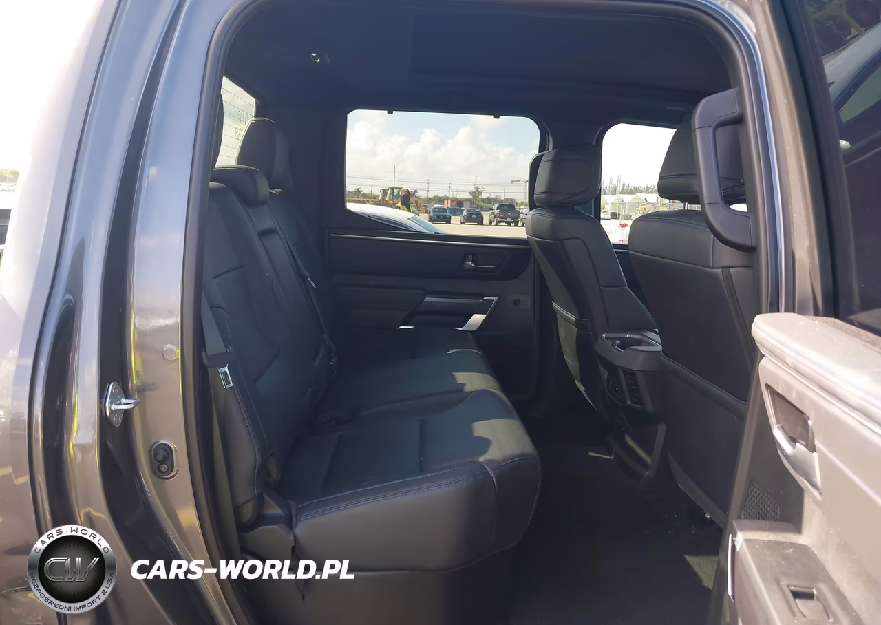 2023 Toyota Tundra Platinum VIN:5TFNA5AB9PX025142 - 8