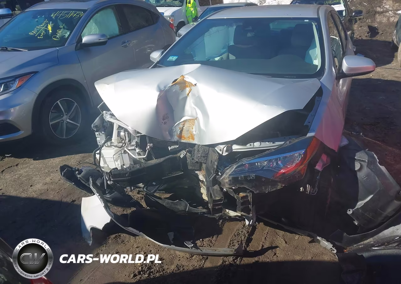 2019 Toyota Corolla Le VIN:2T1BURHE0KC192224 - 5