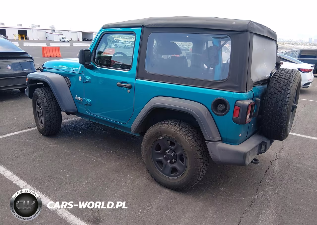 2020 Jeep Wrangler Sport 4X4 VIN:1C4GJXAG3LW215194 - 3