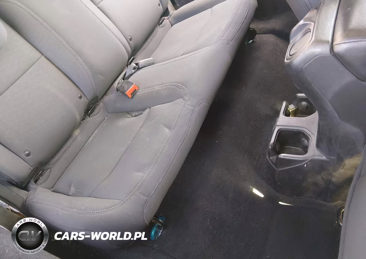 2020 Jeep Wrangler Sport 4X4 VIN:1C4GJXAG3LW215194 - 8