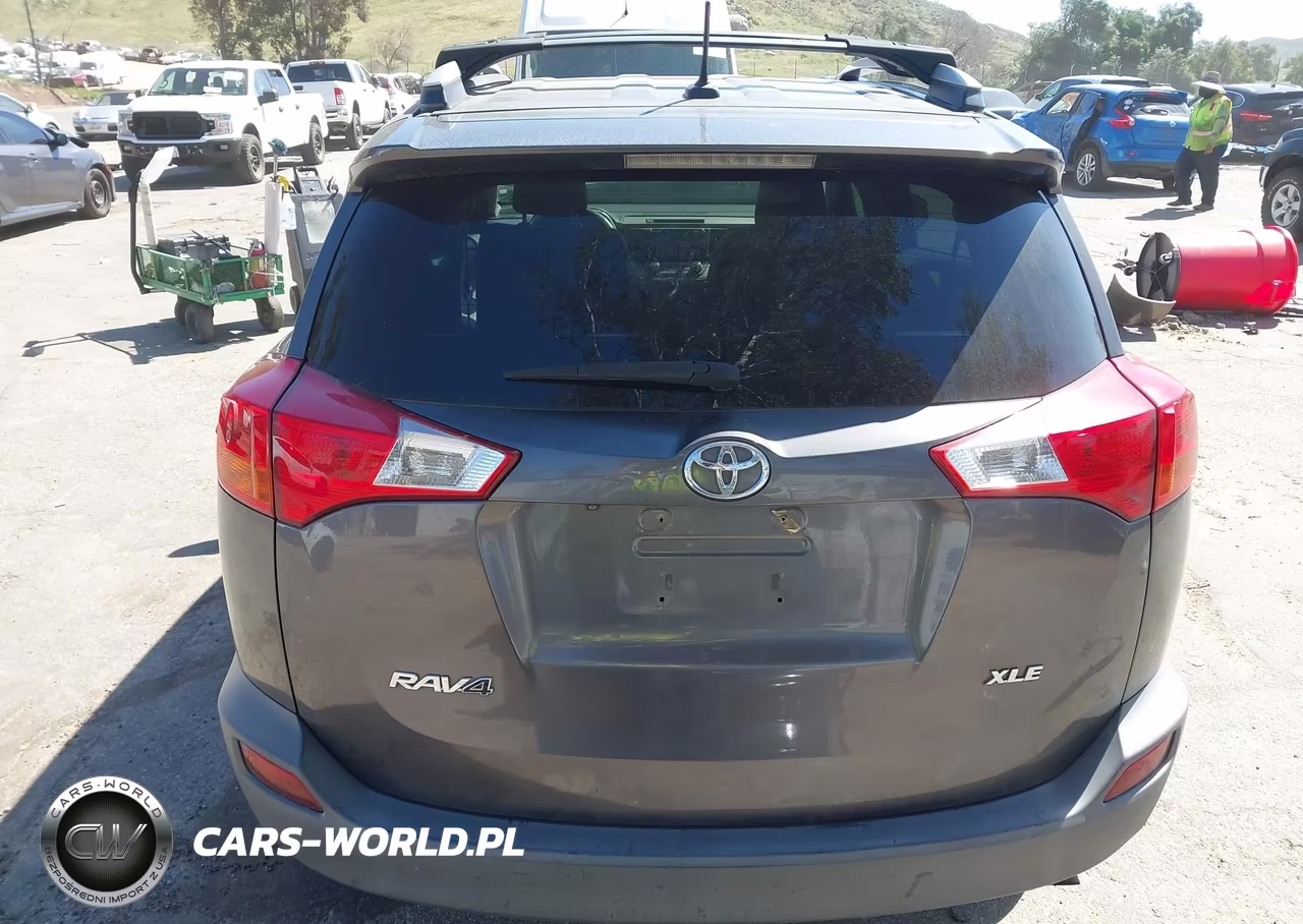2014 Toyota Rav4 Xle VIN:2T3WFREV3EW126051 - 16