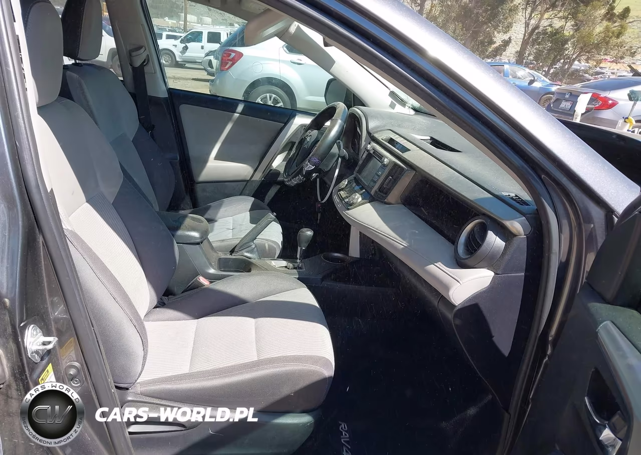 2014 Toyota Rav4 Xle VIN:2T3WFREV3EW126051 - 5