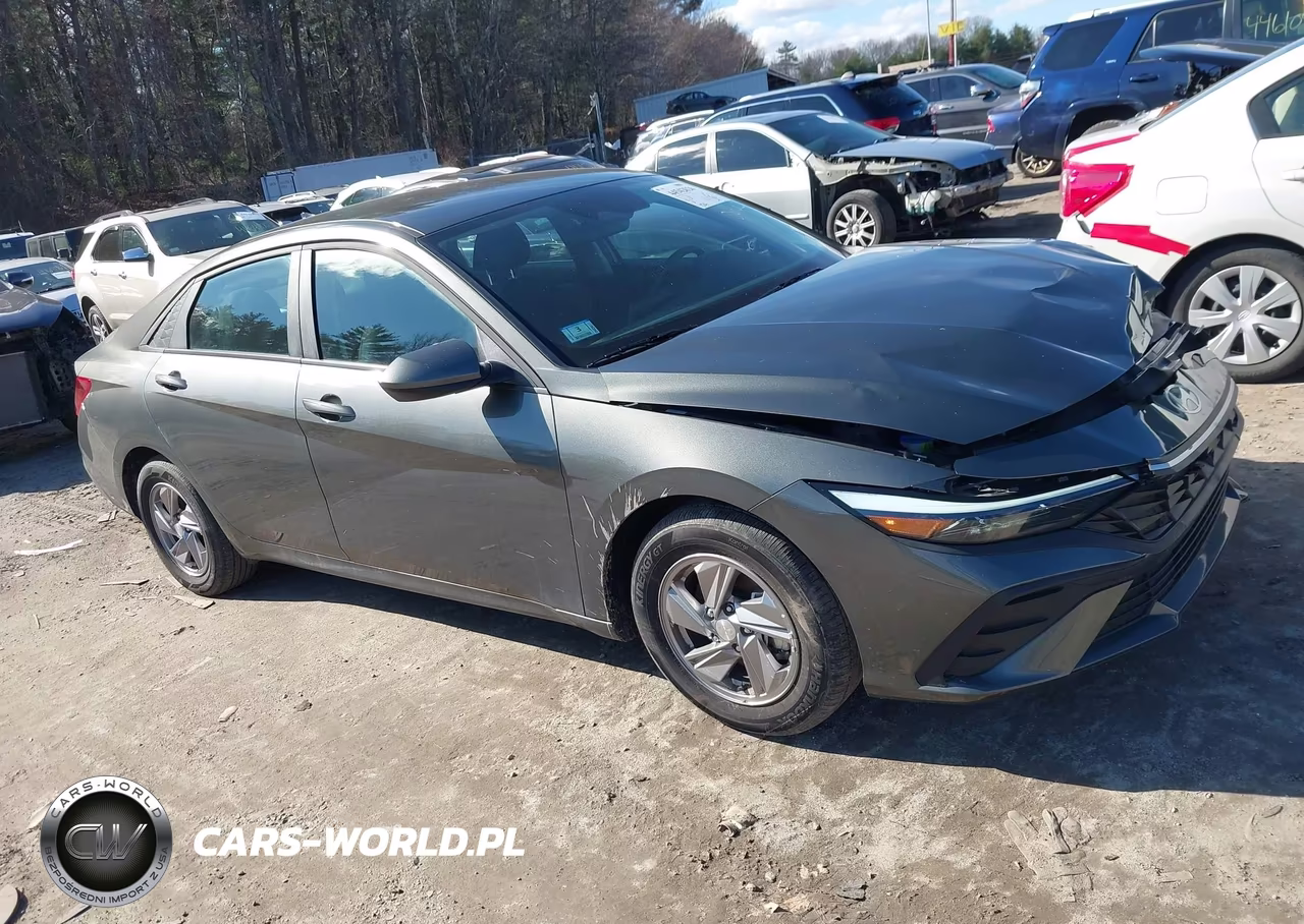 2025 Hyundai Elantra Se – zdjęcie 1 z 16