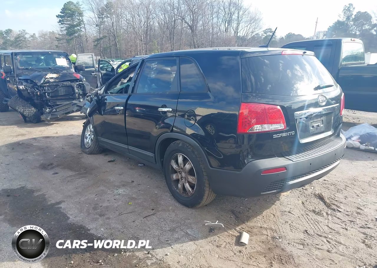 2012 Kia Sorento Lx VIN:5XYKT4A6XCG206337 - 3