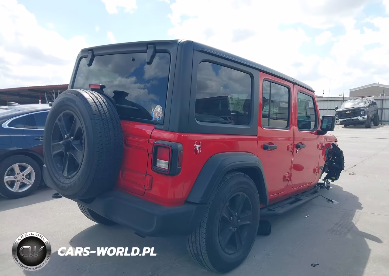 2020 Jeep Wrangler Unlimited Sport Altitude 4X4 VIN:1C4HJXDG8LW341938 - 4