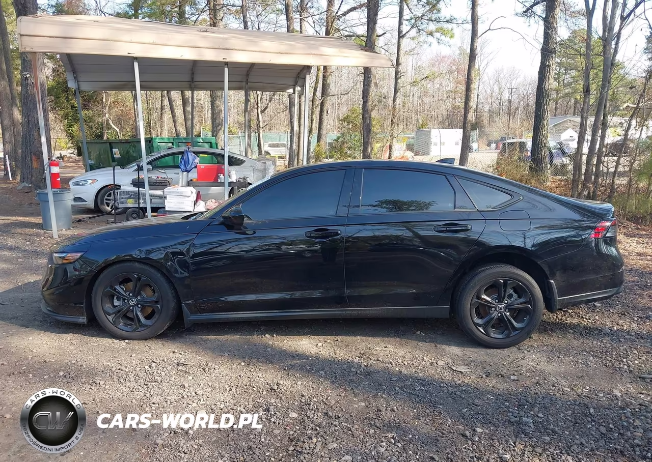 2025 Honda Accord Se VIN:1HGCY1F41SA055223 - 14